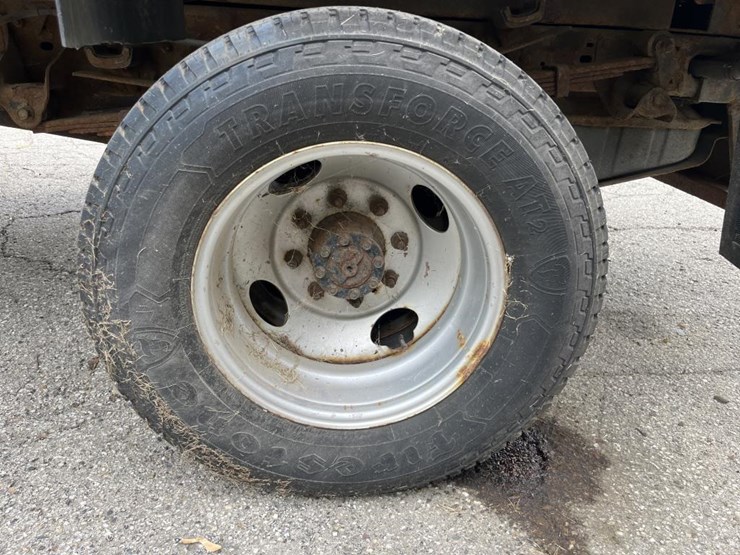 2005-ford-f350-image-37