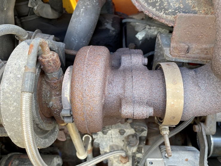 new-holland-lb75b-image-46