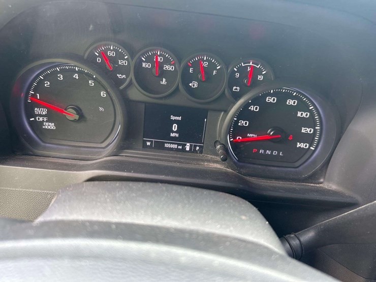 2022-chevrolet-silverado-1500-image-12