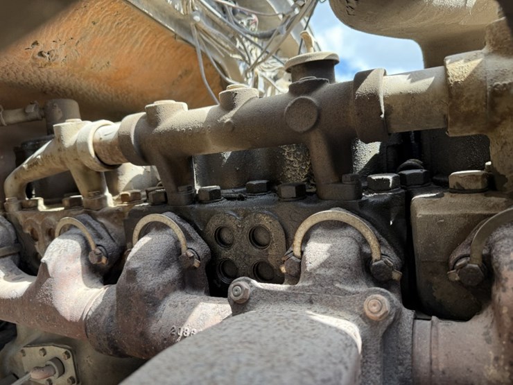 ford-9000-image-67