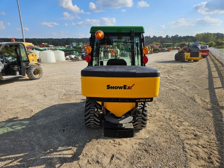john-deere-1025r-image-4