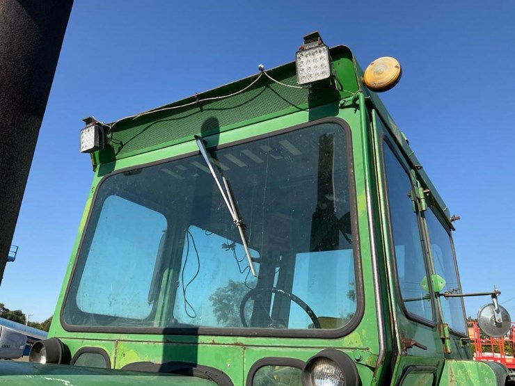 1972-john-deere-4320-image-29