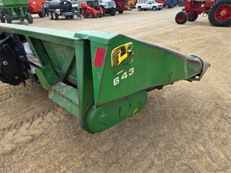 john-deere-643-image-8