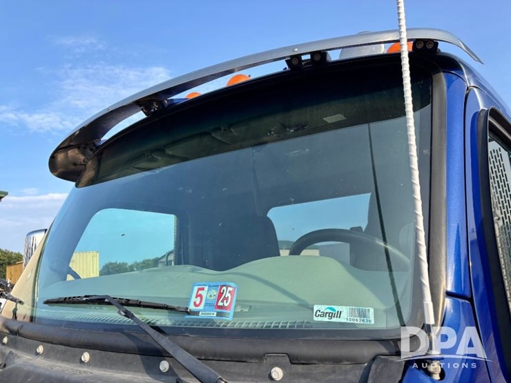 2019-peterbilt-567-image-62
