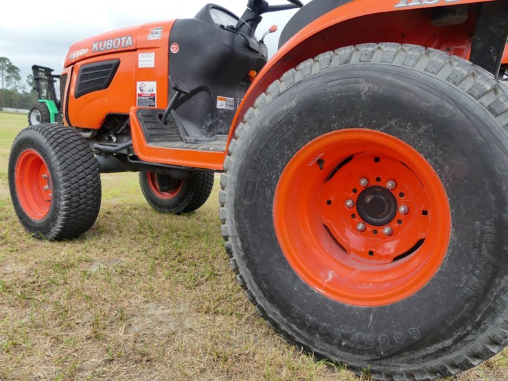 2014-kubota-b2320-image-8