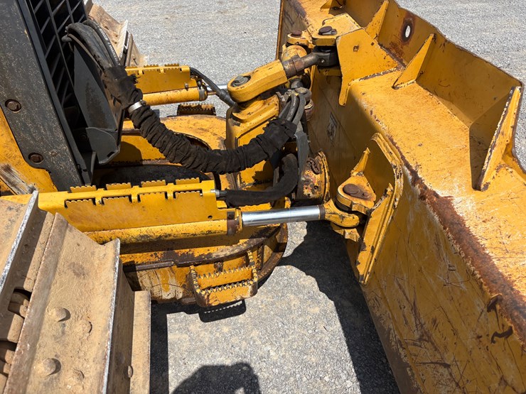 2007-deere-650j-lgp-image-13