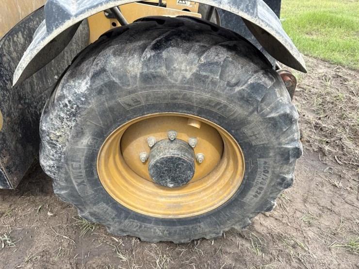 caterpillar-th407c-image-53