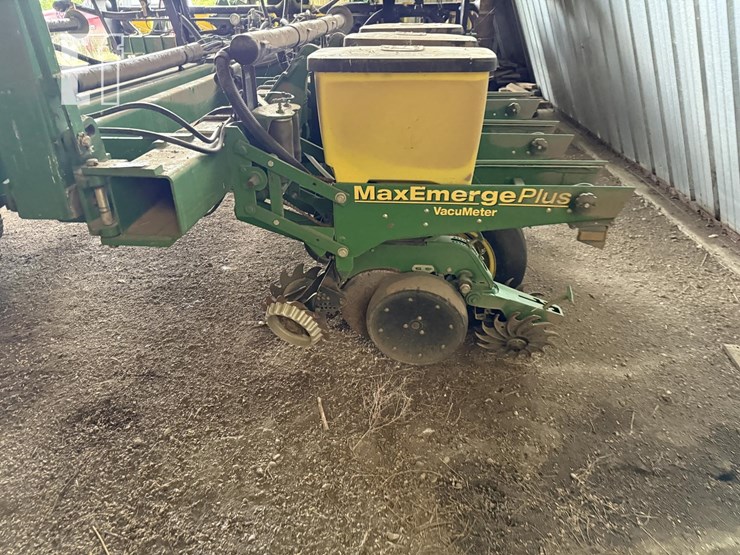 1997-john-deere-1770-image-10