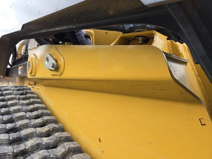 2022-deere-333g-image-20