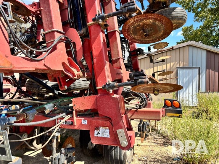 2011-case-ih-24-image-29