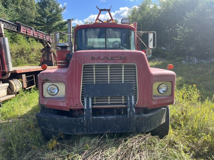 1996-mack-rb688s-image-9