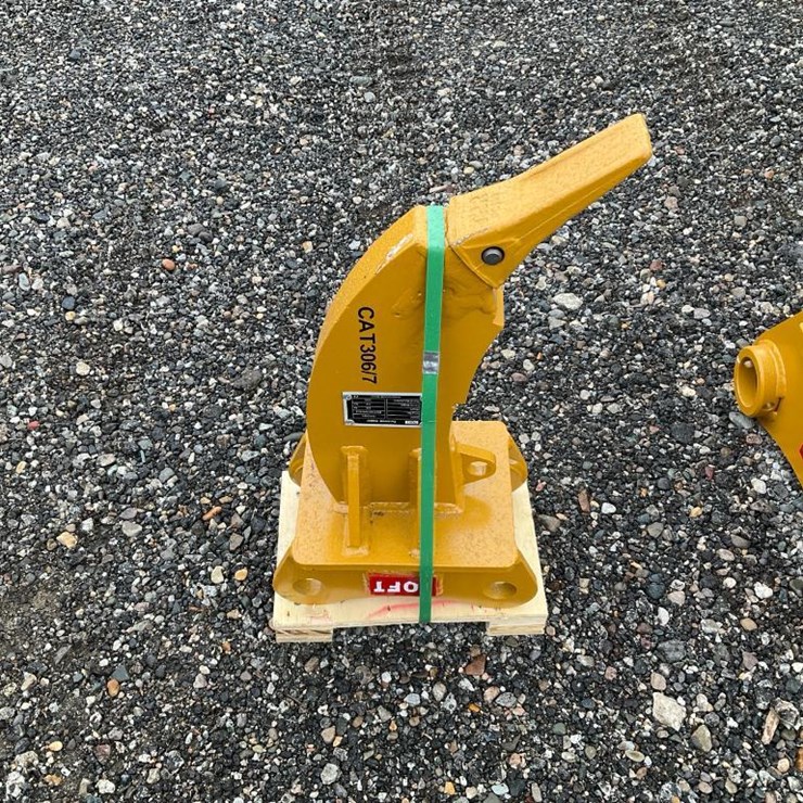 CATERPILLAR 305