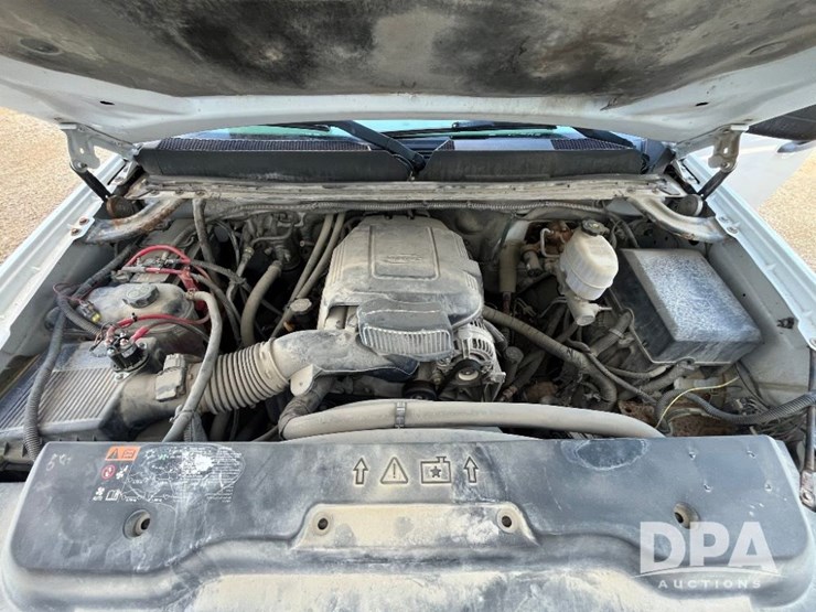 2012-gmc-3500hd-image-58