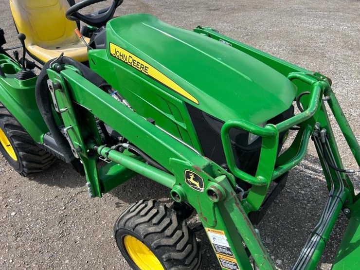 2020-john-deere-1023e-image-36