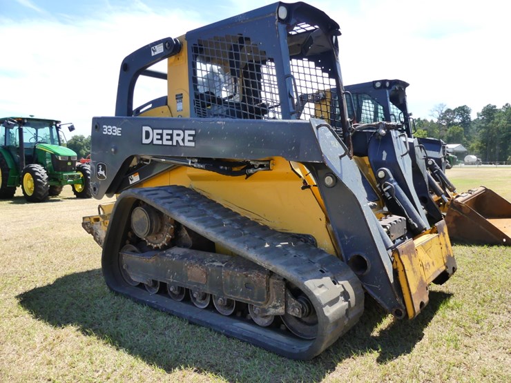 deere-333e-image-2