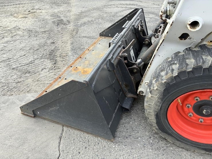 2021-bobcat-s590-image-5