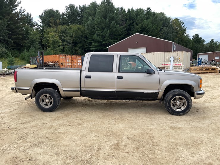 1999-gmc-2500-image-4