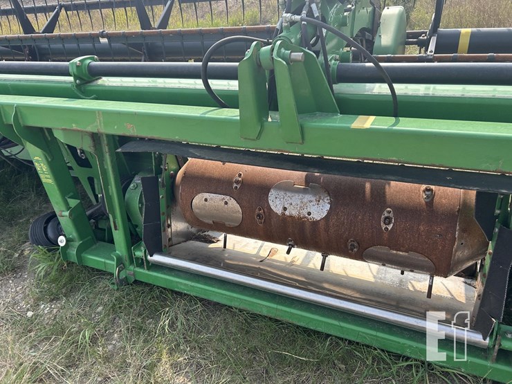 2010-john-deere-640d-image-33