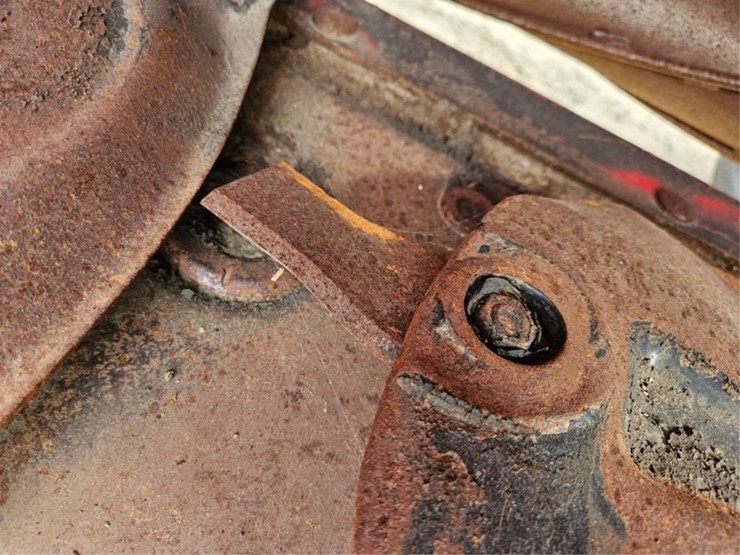 massey-ferguson-1393-image-17