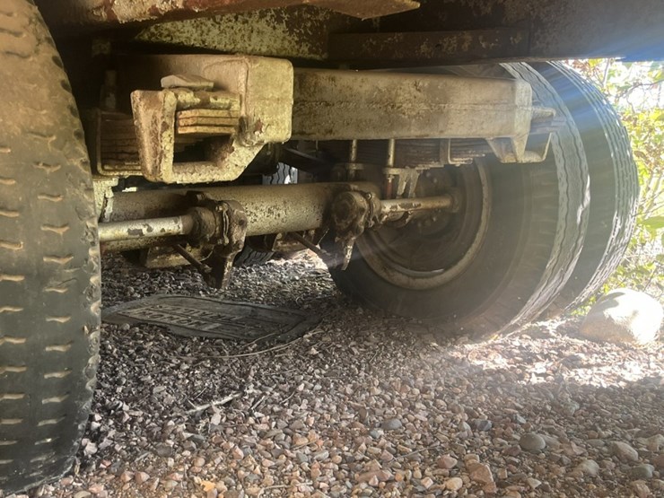 #1609-•-40’-enclosed-fuel-trailer-image-6