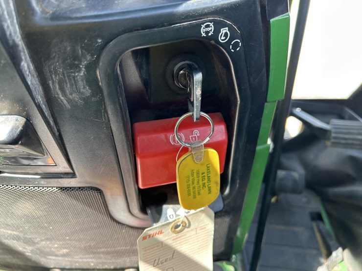 john-deere-425-image-30