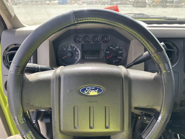 2010-ford-f250-image-30