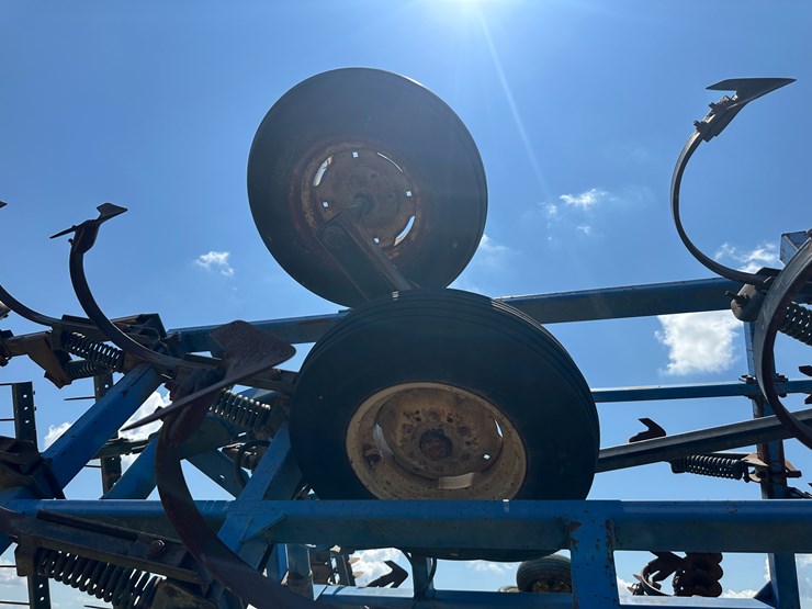 #32187-•-tiger-mate-26'-field-cultivator-image-13