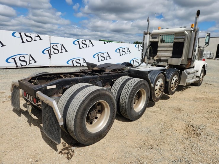 2019-western-star-4900sf-image-5