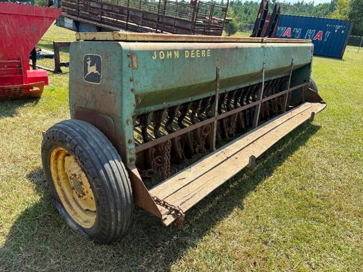 john-deere-8200-image-2
