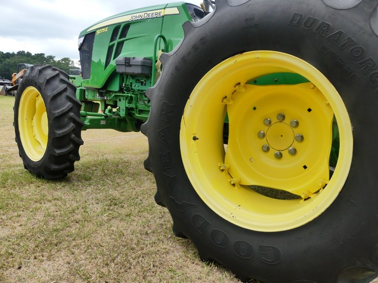 john-deere-5075e-image-9