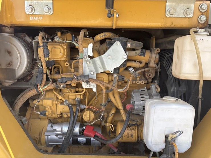 2013-caterpillar-308e2-cr-image-23