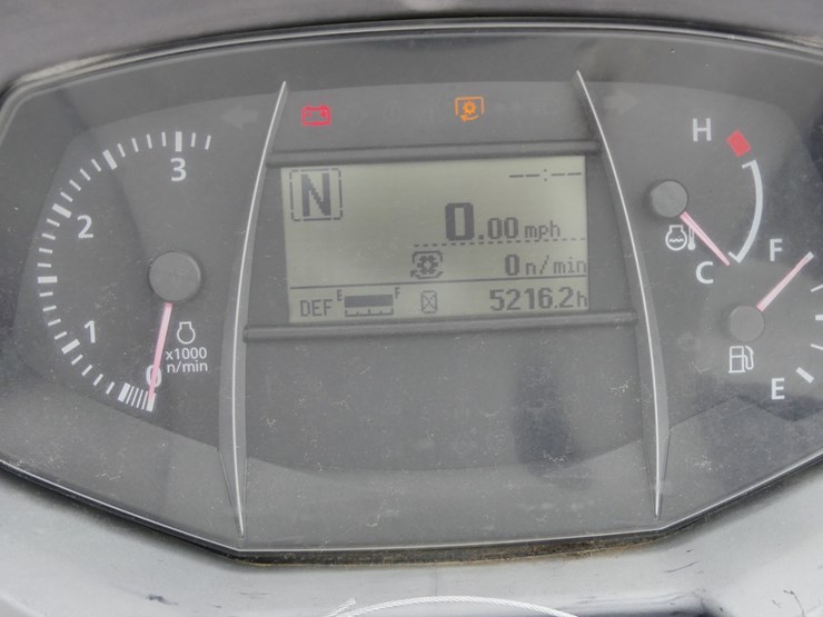 2018-kubota-m5-111-image-15