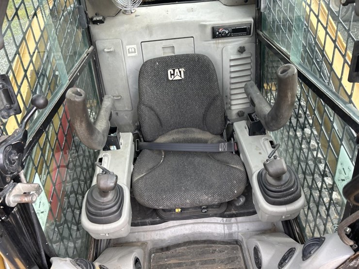 2009-caterpillar-289c-image-28