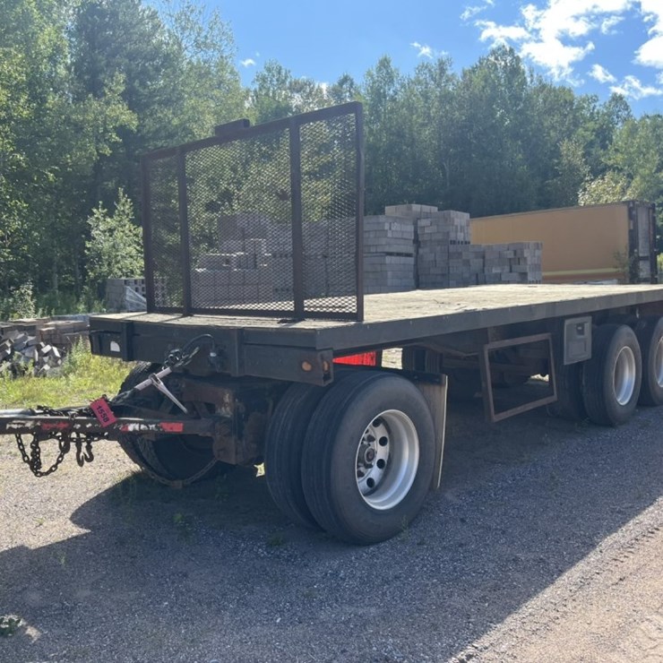 #1558 • 2005 Great Lakes 22’ Pup Trailer