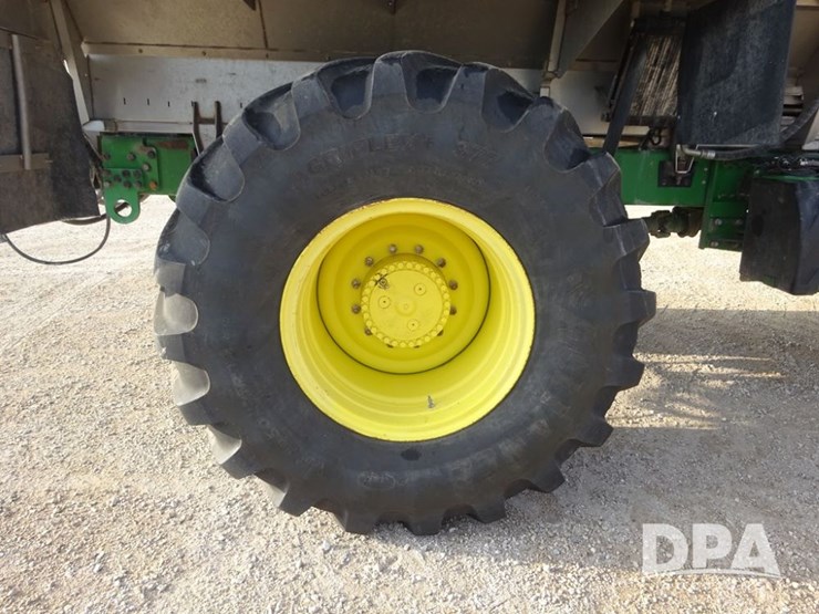 2019-john-deere-f4365-image-44