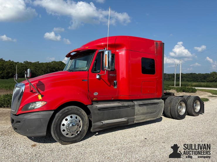 2013-international-prostar-image-9