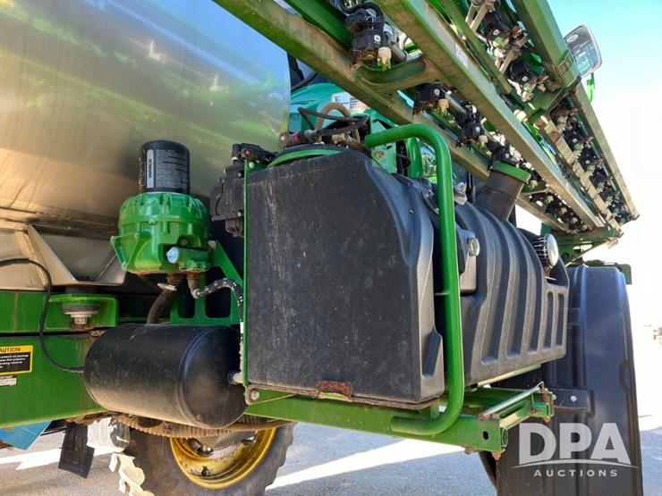 2019-john-deere-r4045-image-29