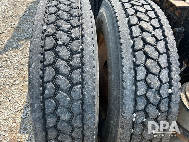 1995-kenworth-t600-image-15