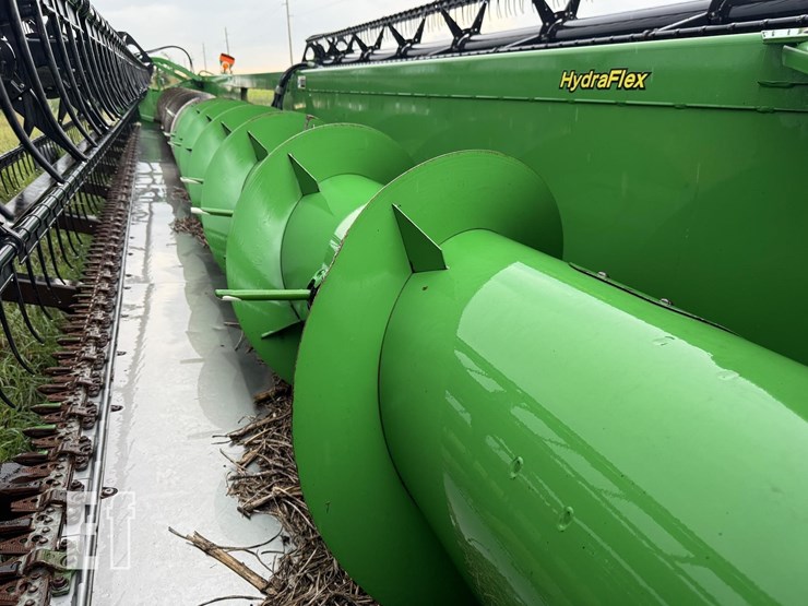 2010-john-deere-635f-image-6