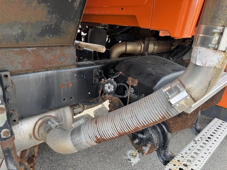 #1084-•-2006-sterling-tandem-axle-patrol-truck-image-50