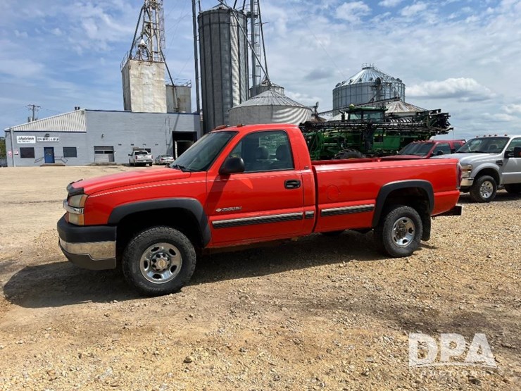 2004-chevrolet-2500hd-image-20
