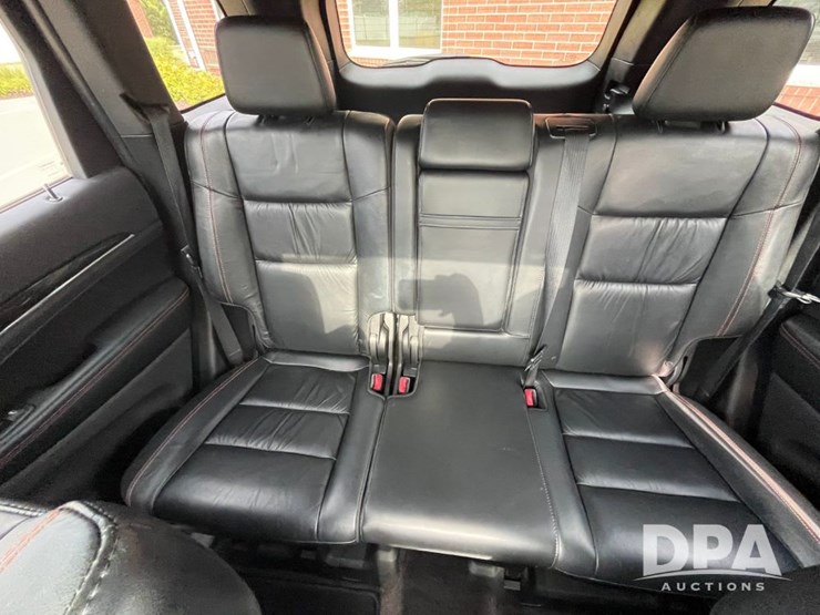 2016-jeep-grand-cherokee-image-57
