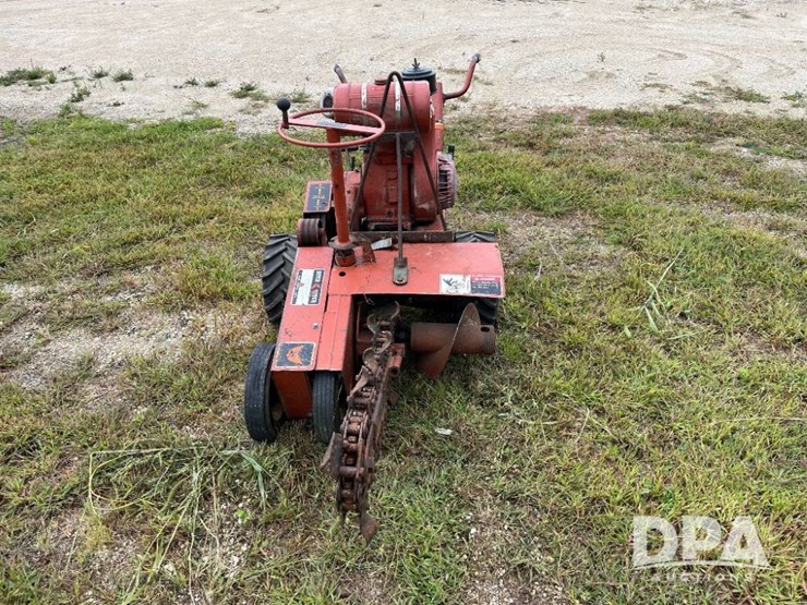 ditch-witch-c99-image-6