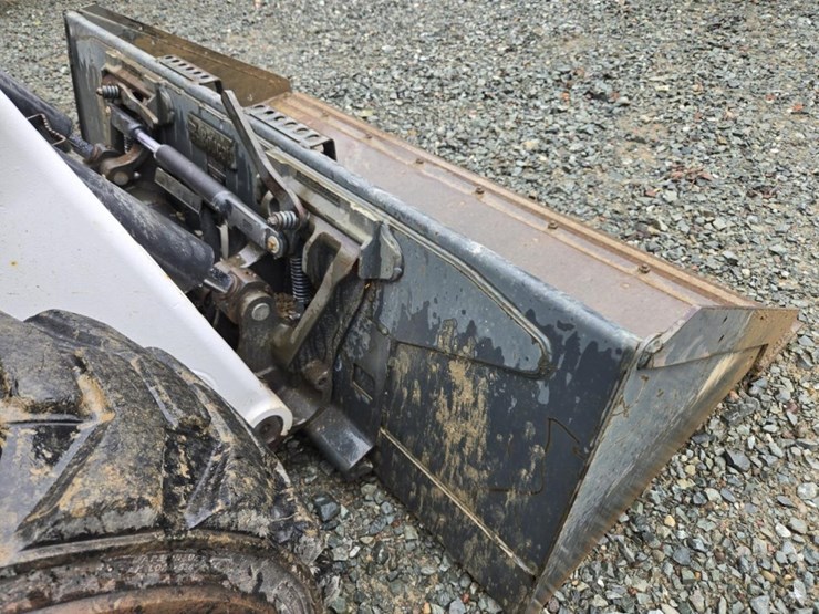 2021-bobcat-s76-image-12