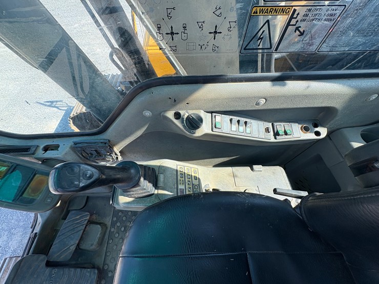 volvo-ec140b-lc-image-18