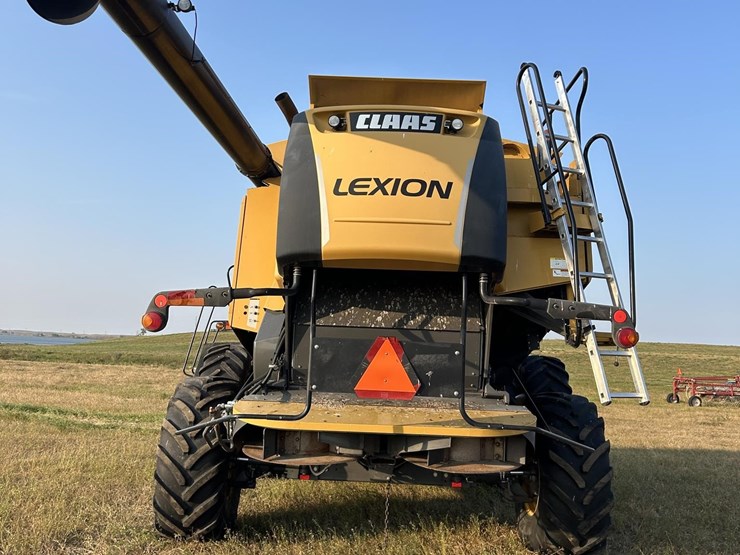 2013-claas-lexion-750-image-6