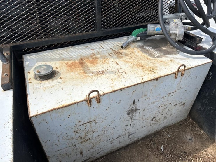 2008-dodge-3500-image-27