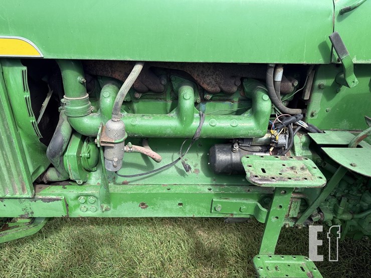 john-deere-4440-image-13