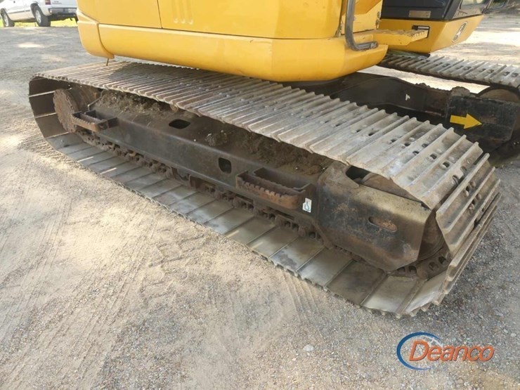 2020-deere-135g-image-4