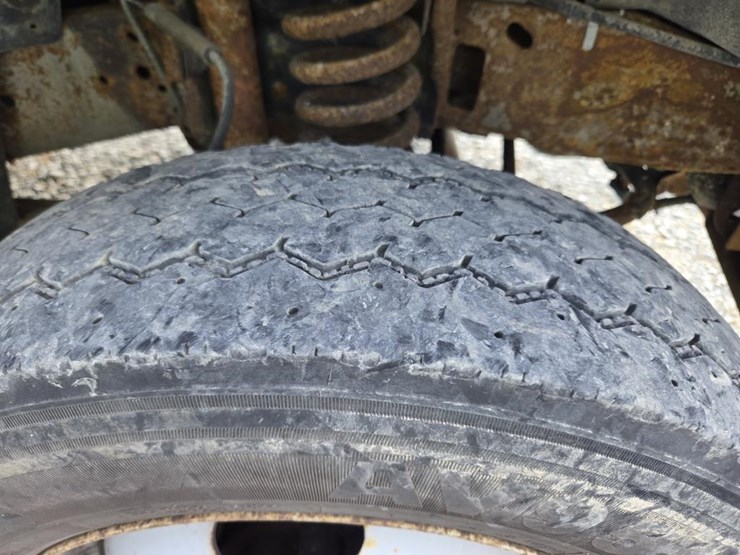 2006-ford-f550-image-59